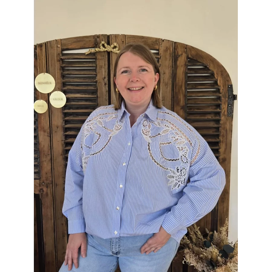 Chemise Astrid rayures bleu et broderies