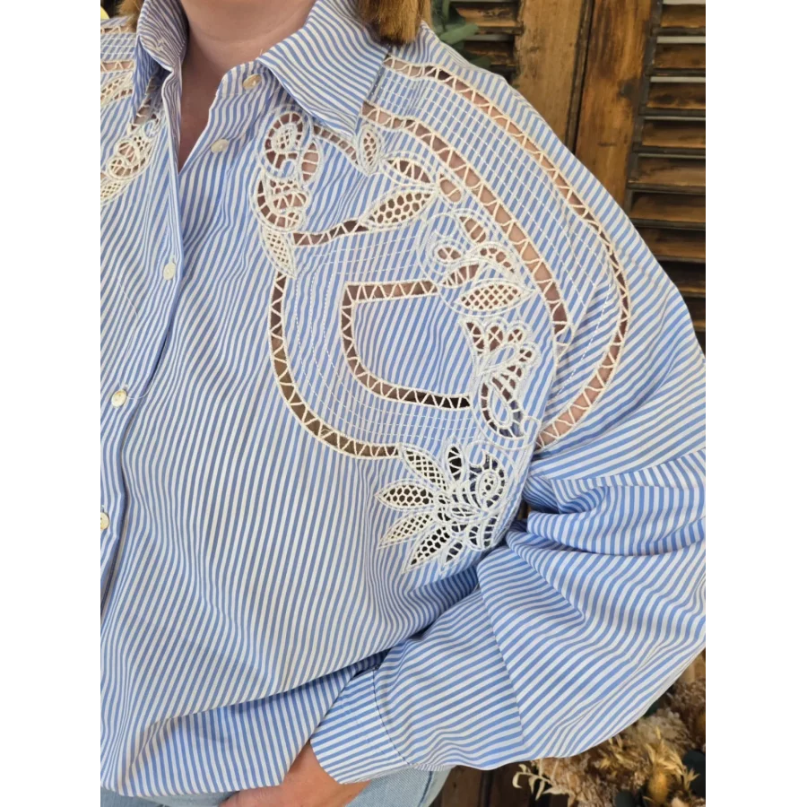 Chemise Astrid rayures bleu et broderies
