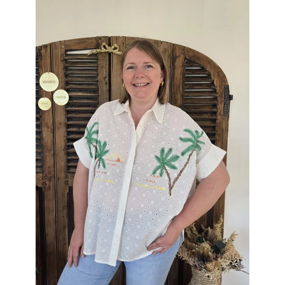 Chemise Ariane broderie anglaise blanche et palmiers brodés