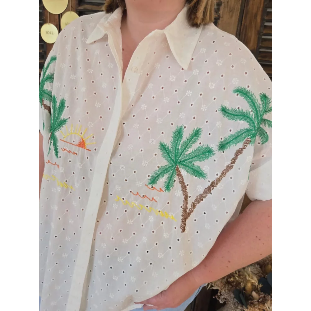 Chemise Ariane broderie anglaise blanche et palmiers brodés