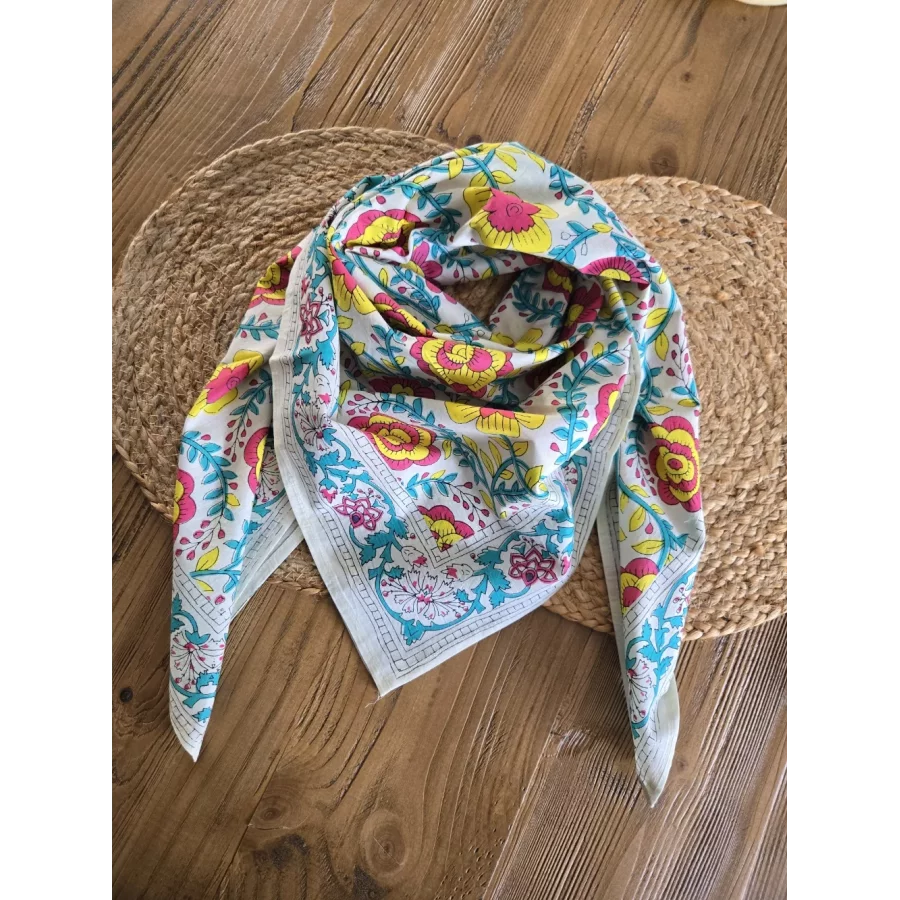 Foulard carré coton fleurs fuchsia jaune et turquoise