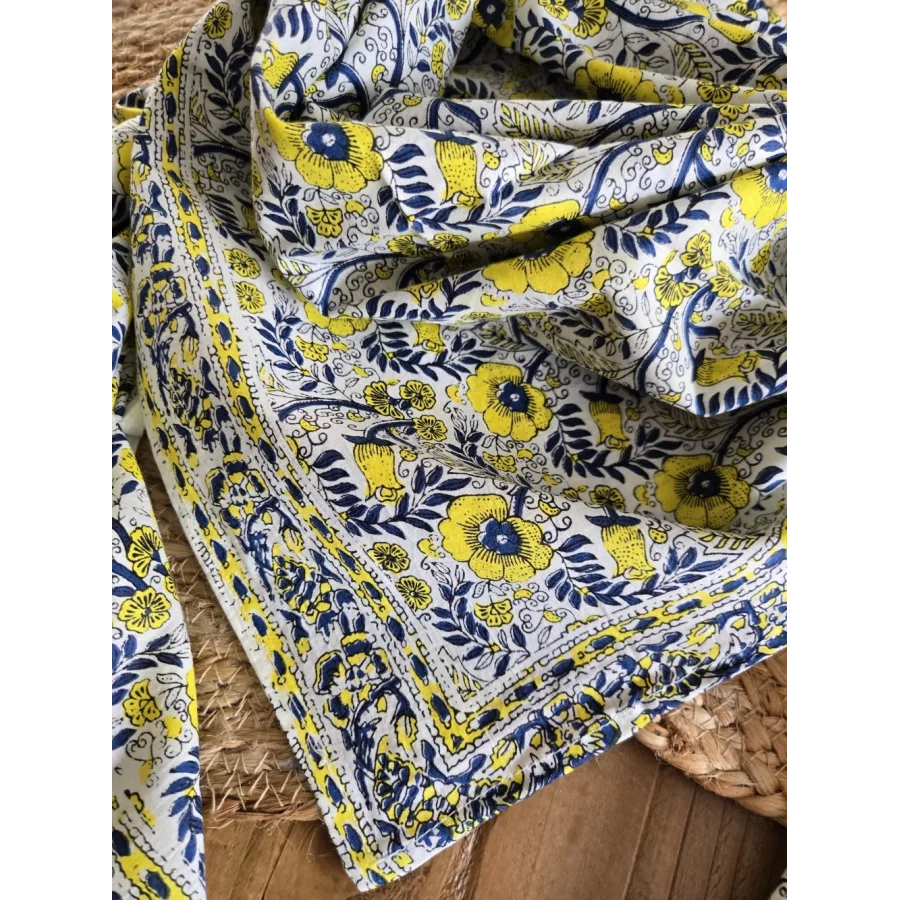 Foulard carré coton fleurs jaune et marine