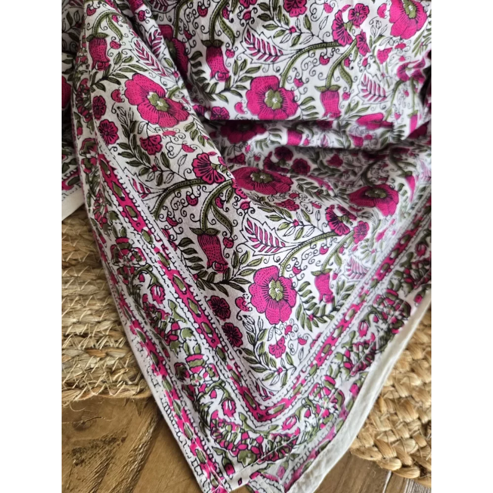Foulard carré coton fleurs fuchsia et kaki