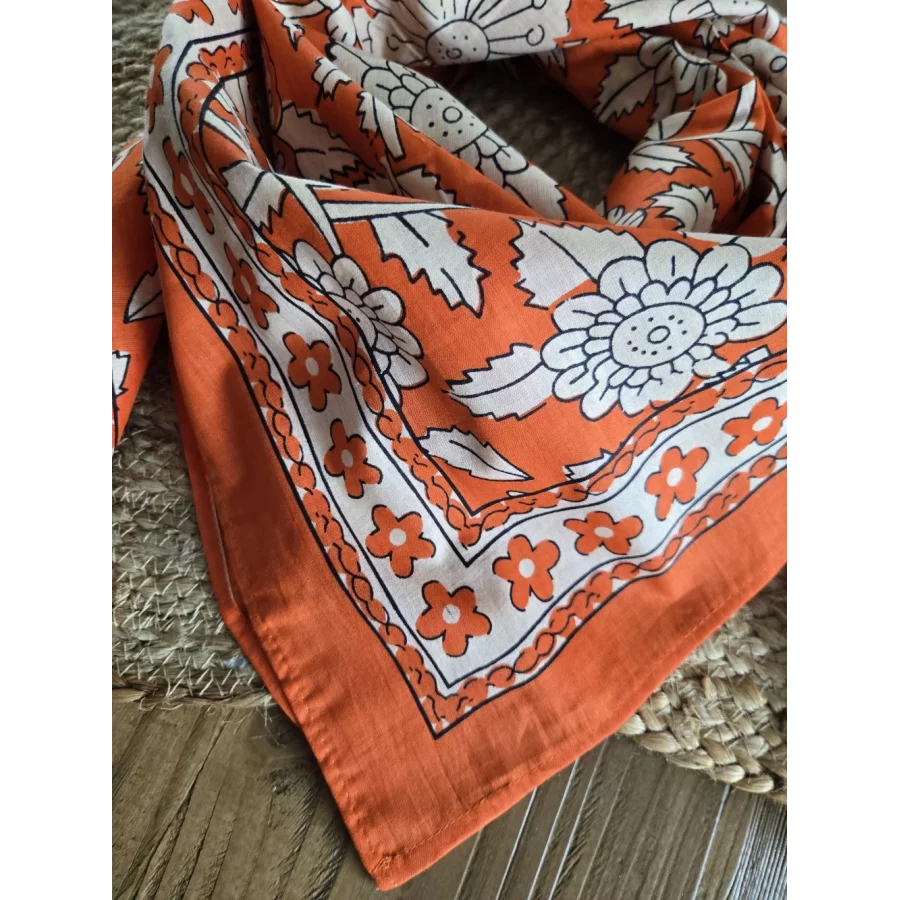Foulard carré en coton orange