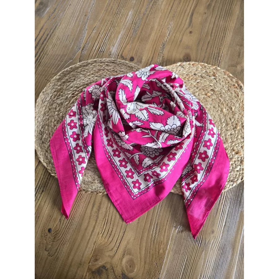Foulard carré en coton fuchsia