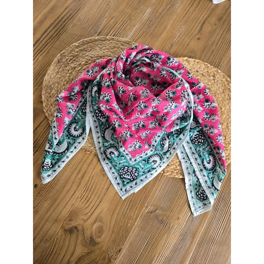 Foulard carré en coton fuchsia et vert
