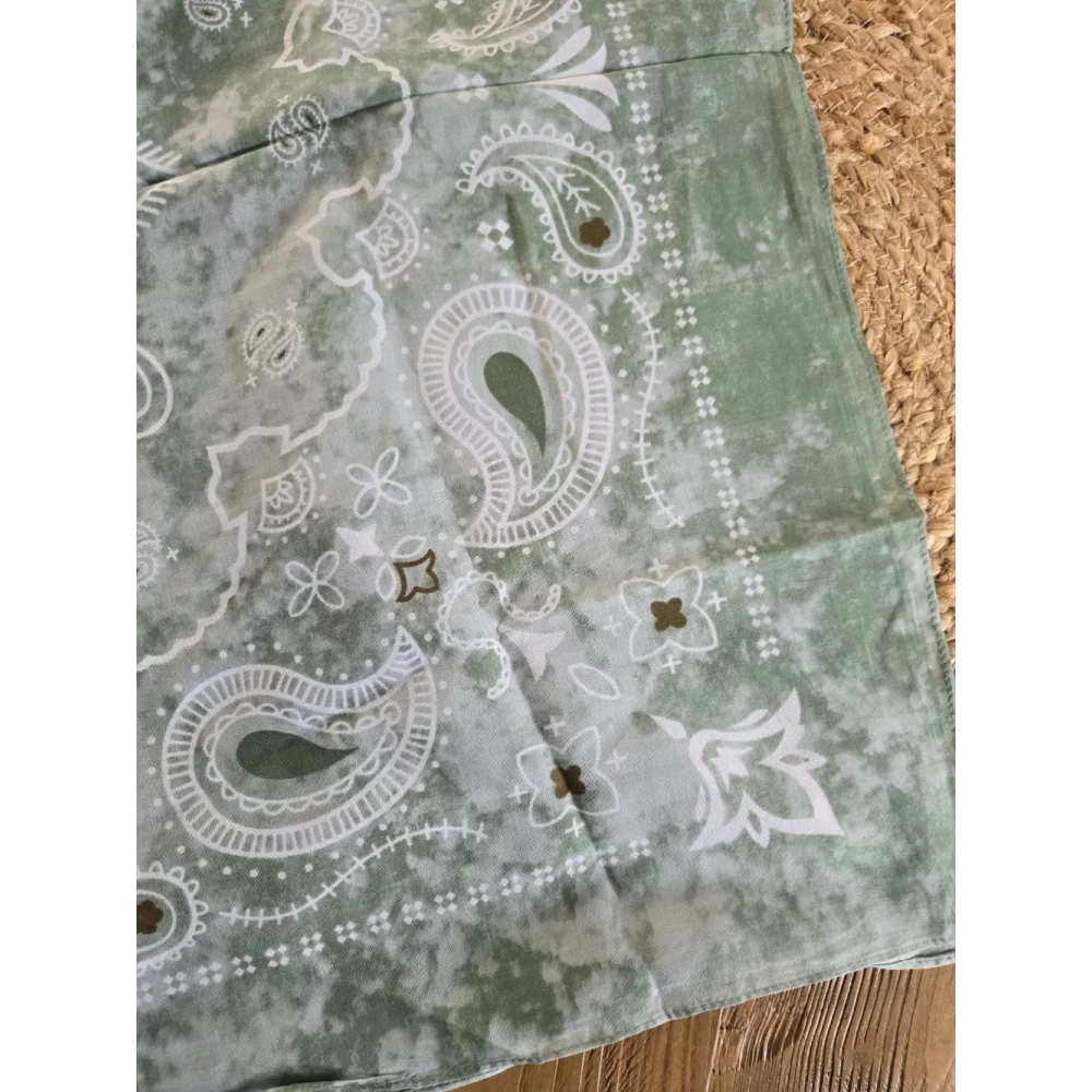 Foulard carré bandana Tie&Dye vert