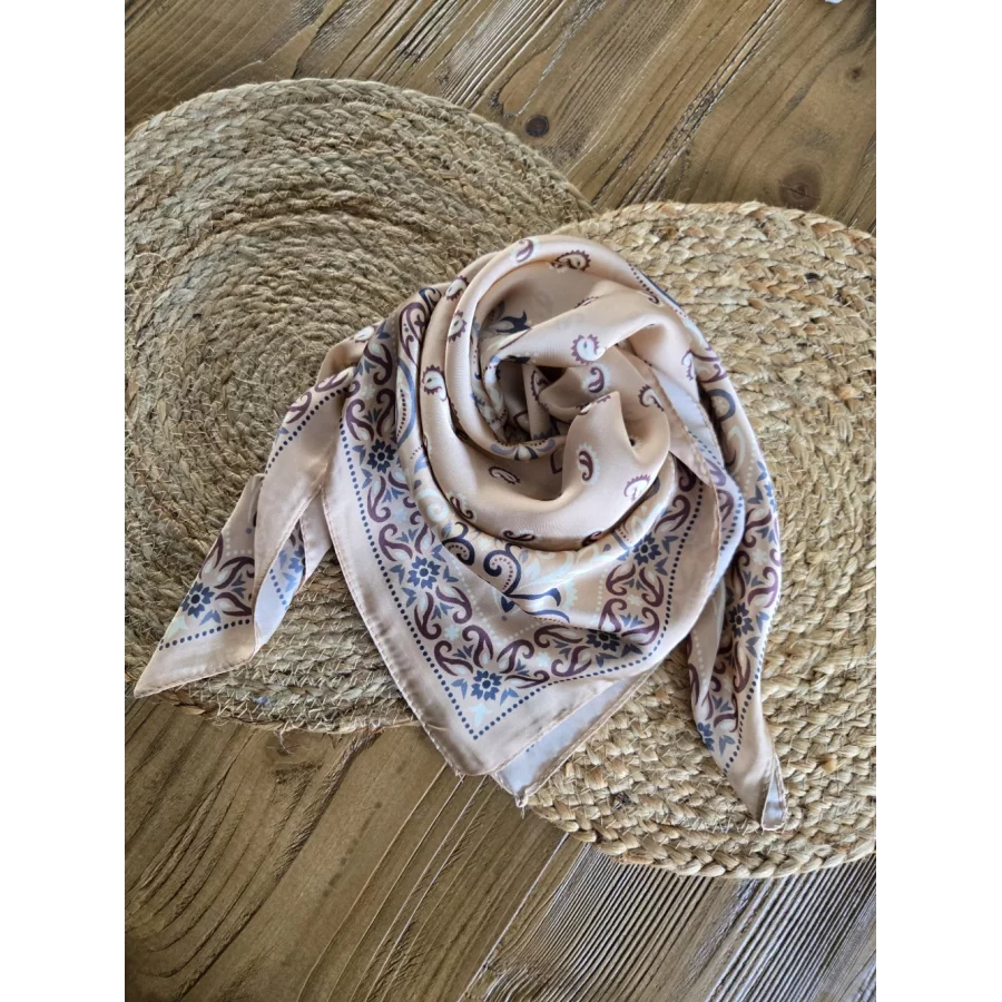 Foulard carré soyeux bandana abricot