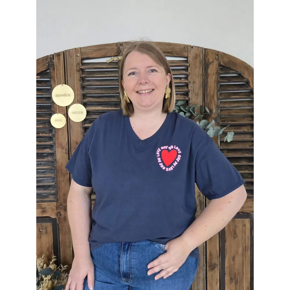 T-shirt bleu marine Que du Love coeur