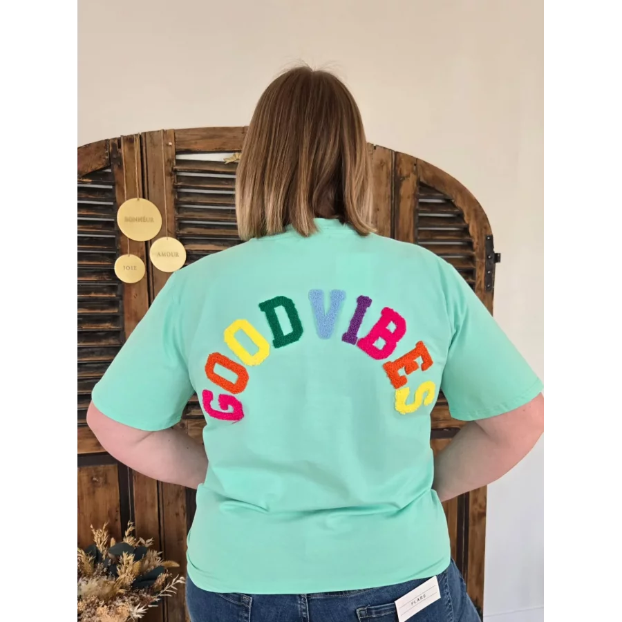 T-shirt Good Vibes vert d'eau col V