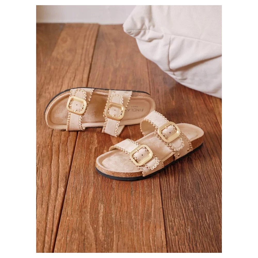 Mules beige suedine et details dorés