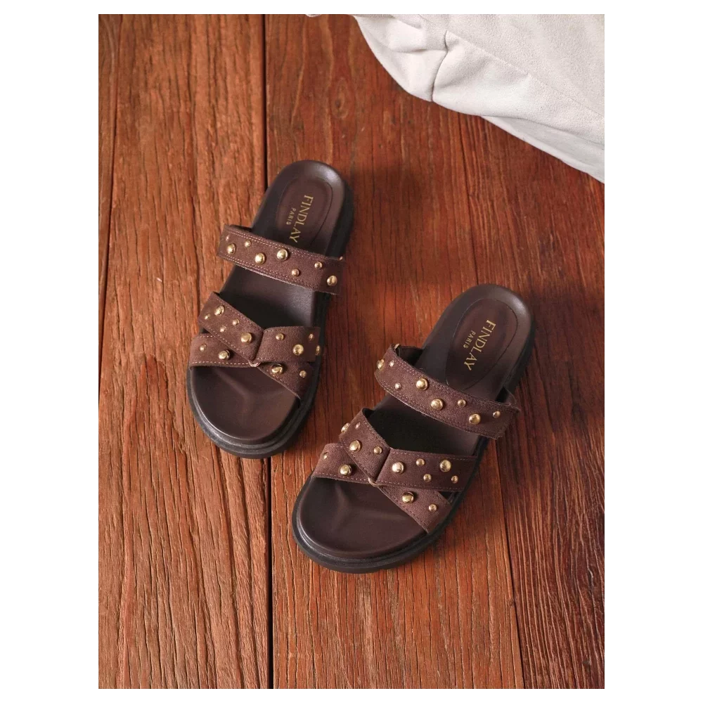 Mules choco suedine et clous argent