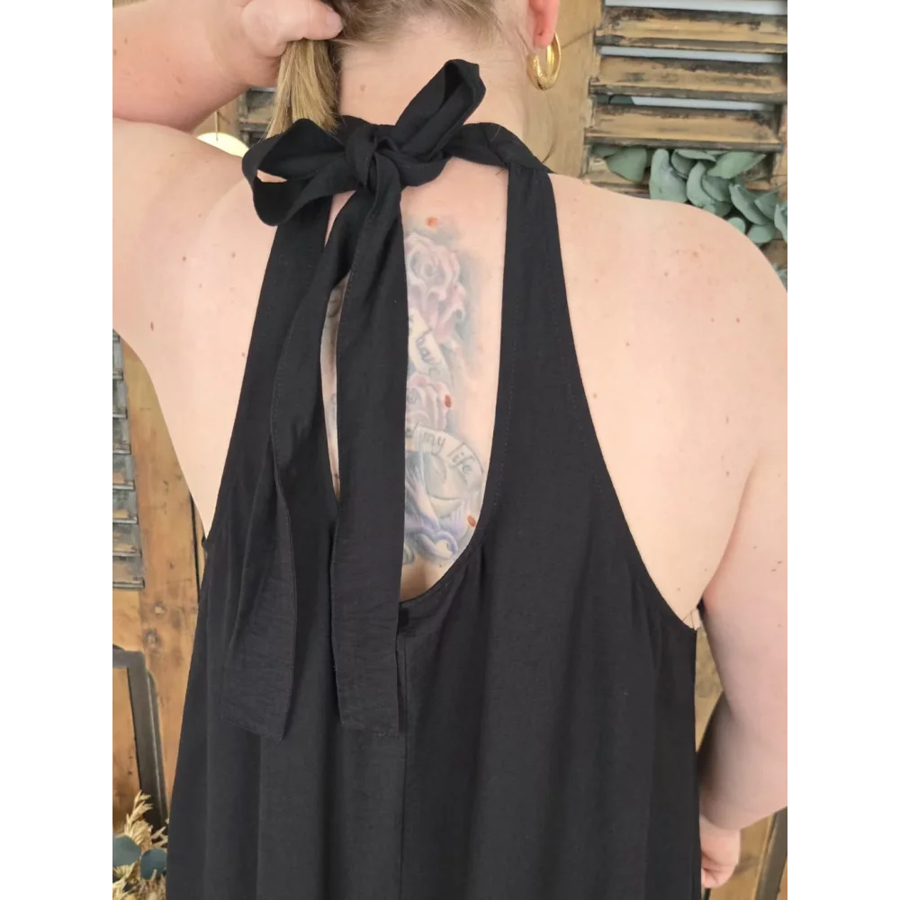 Robe Tristane noir epaules nues