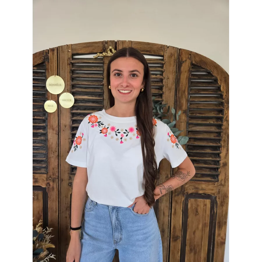 T-shirt Achille blanc fleurs brodées