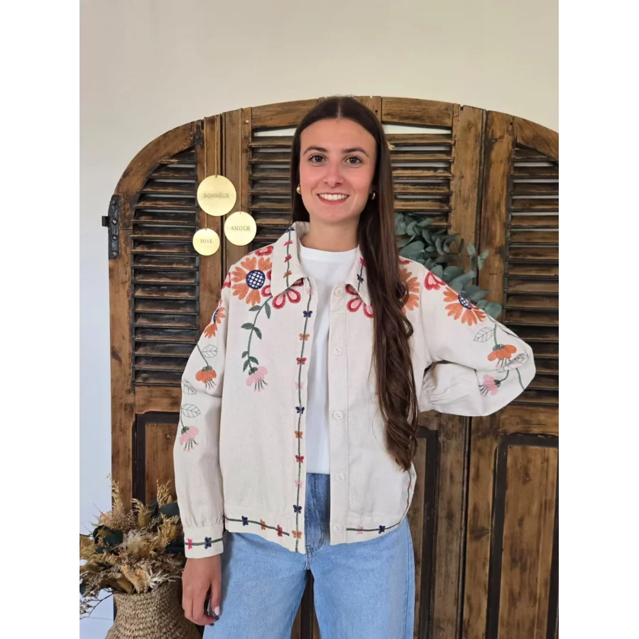 Veste Solene beige brodées fleurs