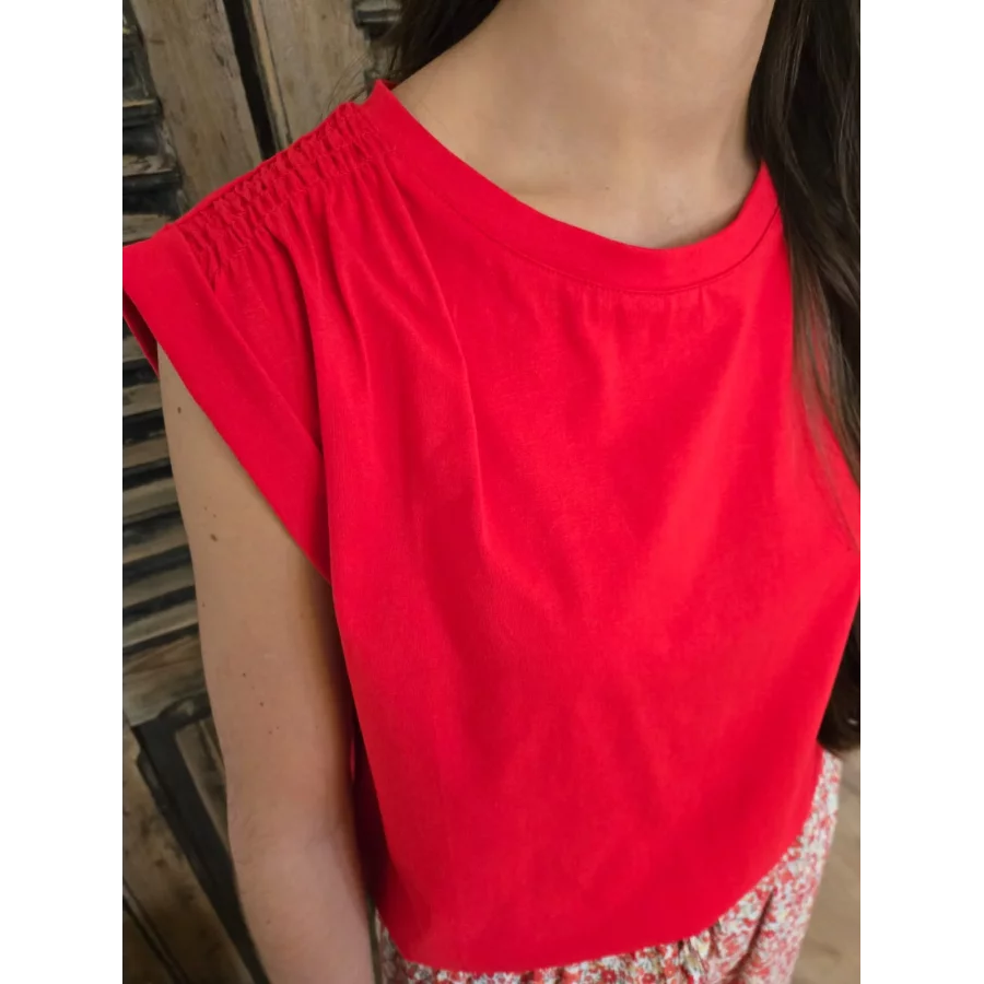 T-shirt Ernest rouge fronces aux epaules