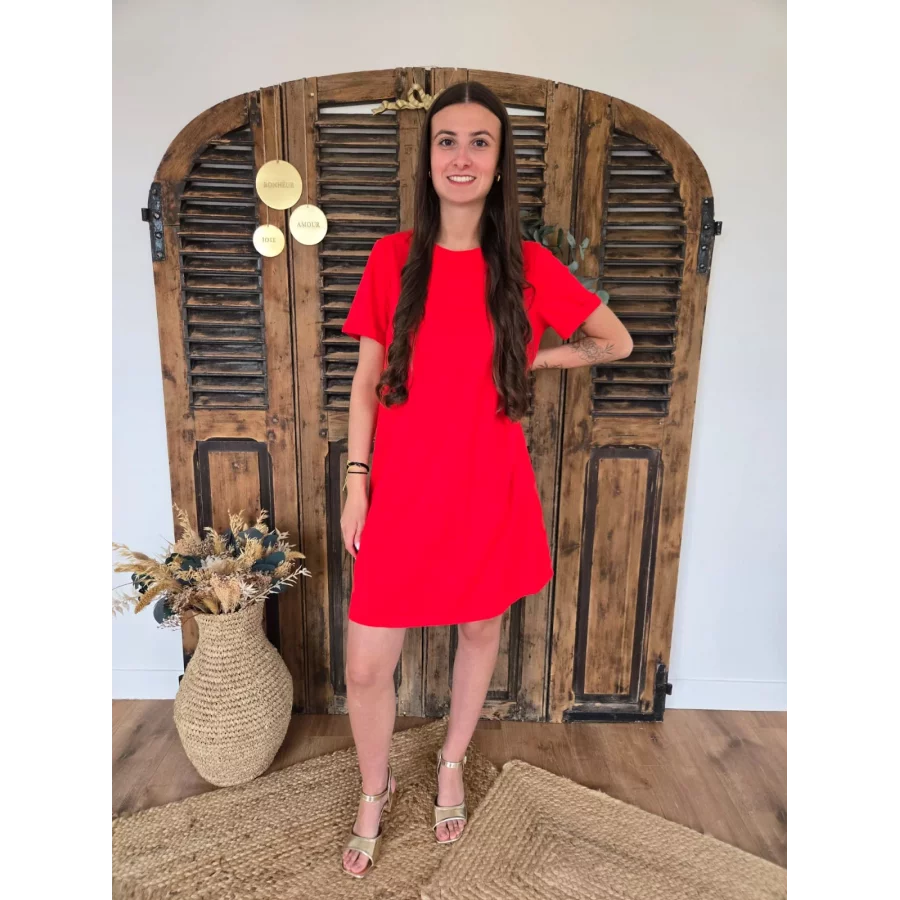 Robe t-shirt Anaelle rouge dos V dentelle
