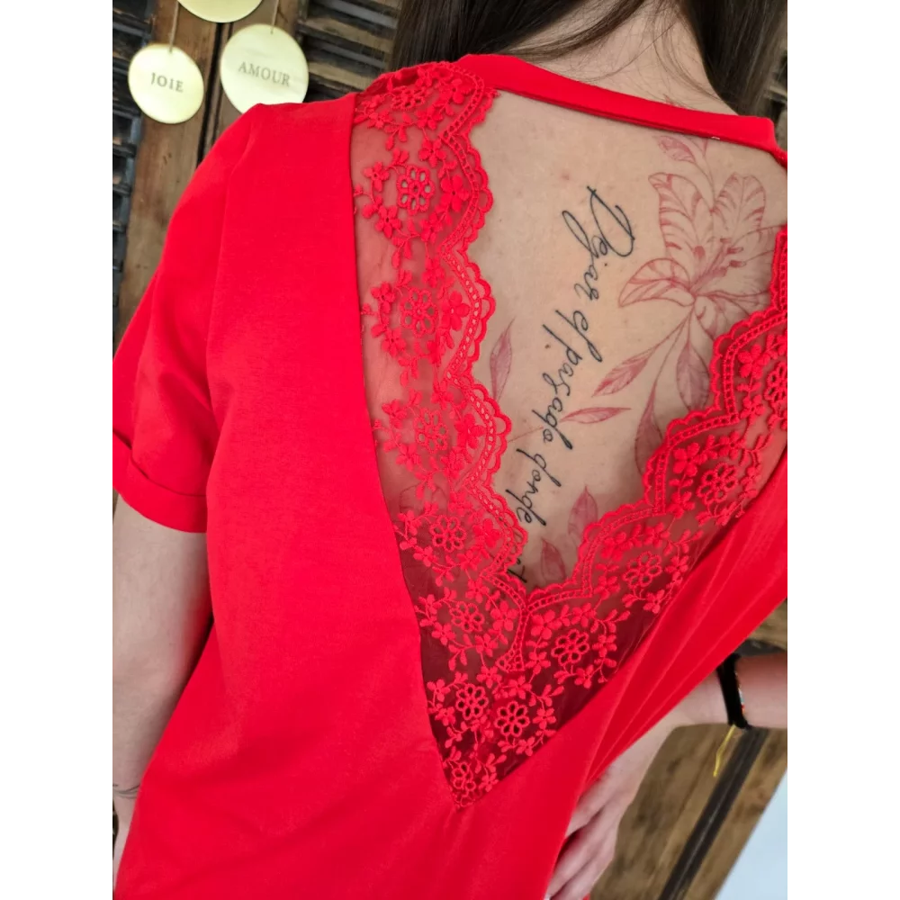 Robe t-shirt Anaelle rouge dos V dentelle