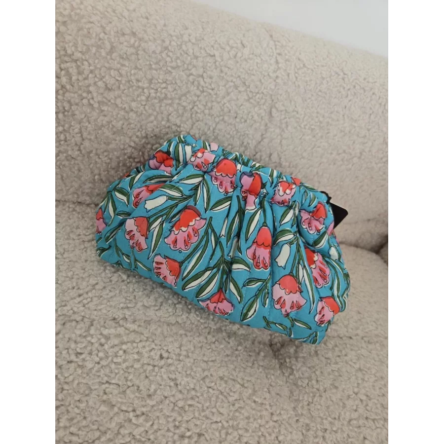 Pochon en tissu turquoise et tulipe
