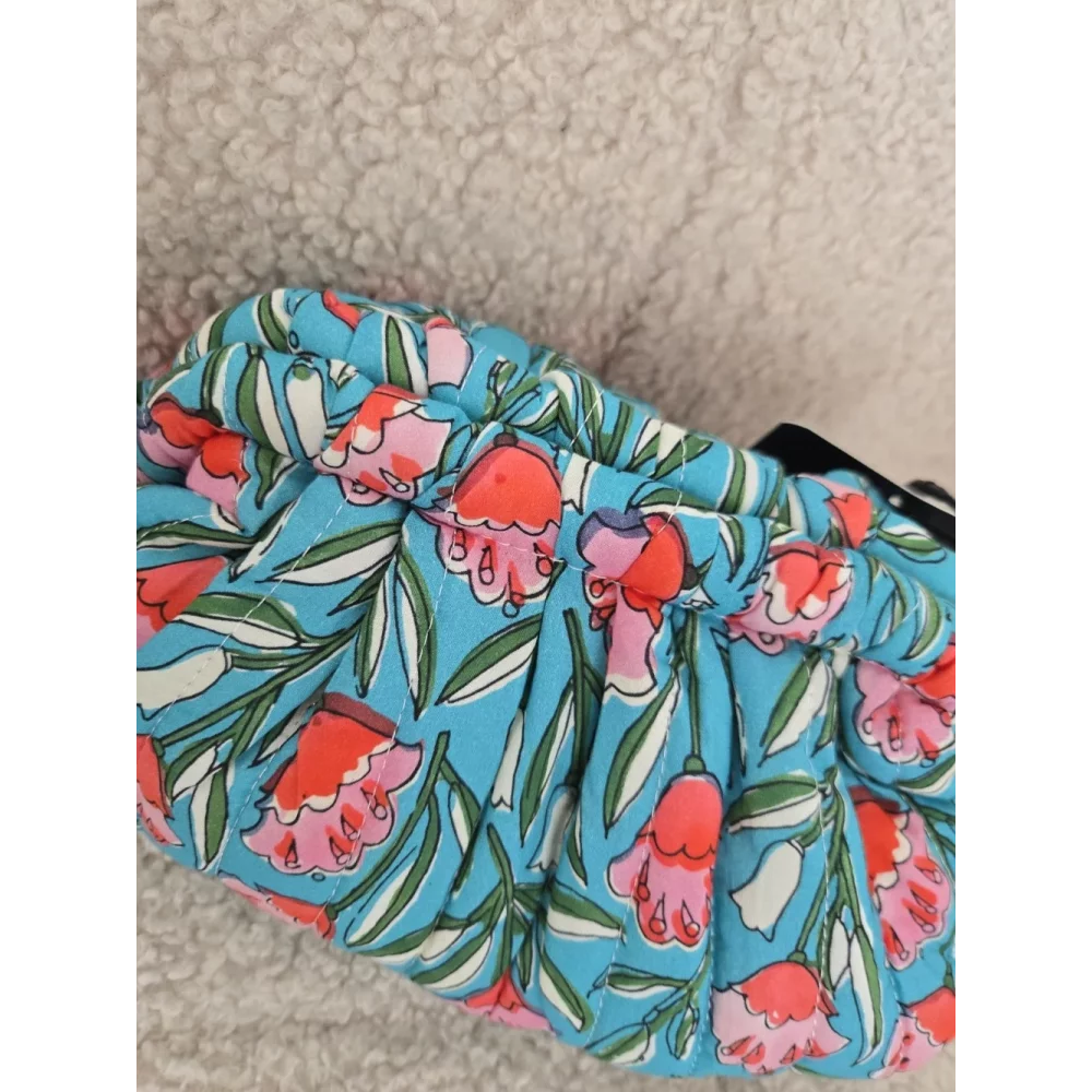 Pochon en tissu turquoise et tulipe