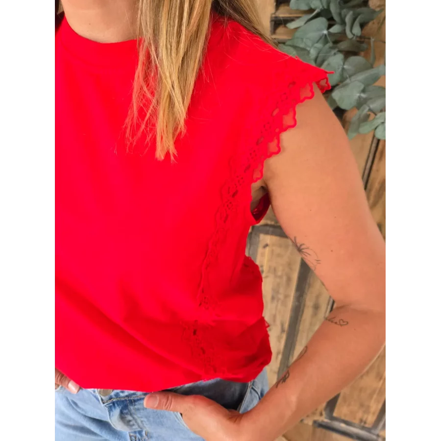 T-shirt Lucas rouge biais dentelle