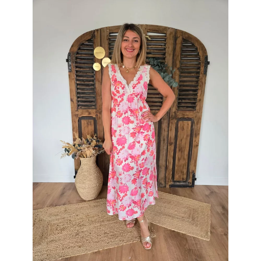 Robe longue Liliane dentelle et fleurs fuchsia