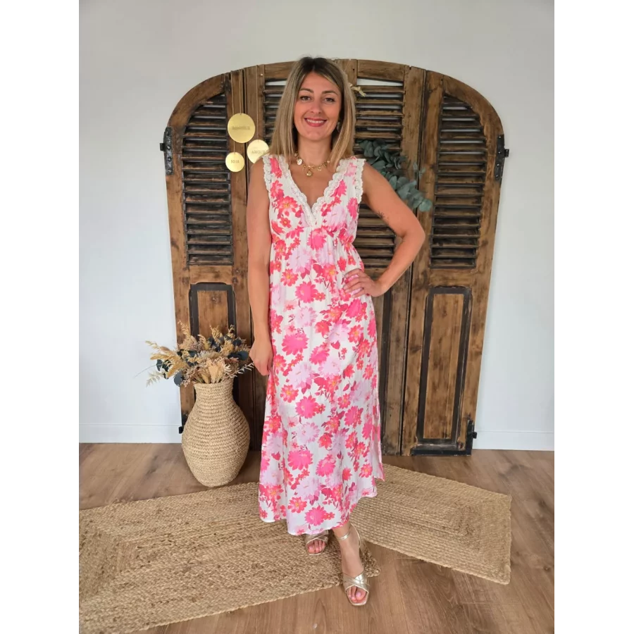Robe longue Liliane dentelle et fleurs fuchsia