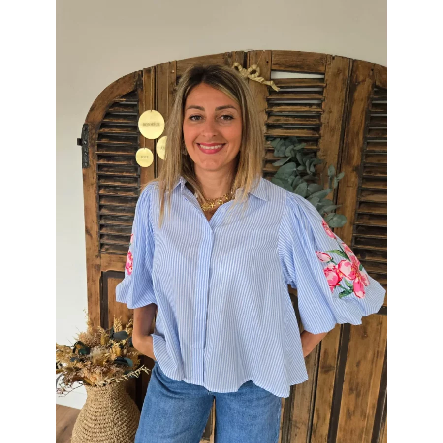 Chemise Marianne rayée bleu fleurs aux manches