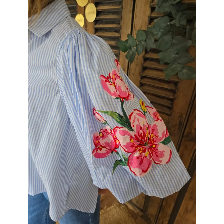 Chemise Marianne rayée bleu fleurs aux manches