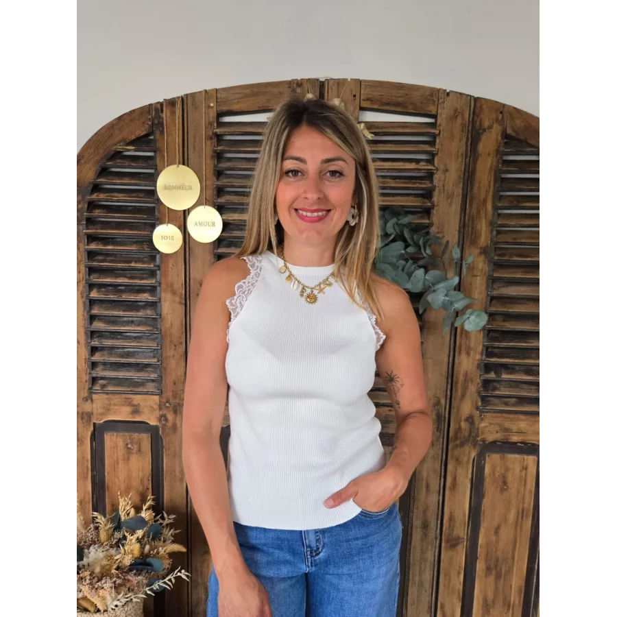 Top Sami blanc maille et dentelle
