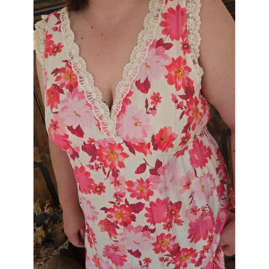 Robe longue Liliane dentelle et fleurs fuchsia
