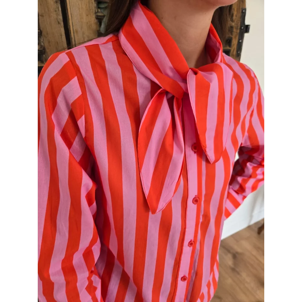 Chemise Betanie rayée orange et rose col à nouer