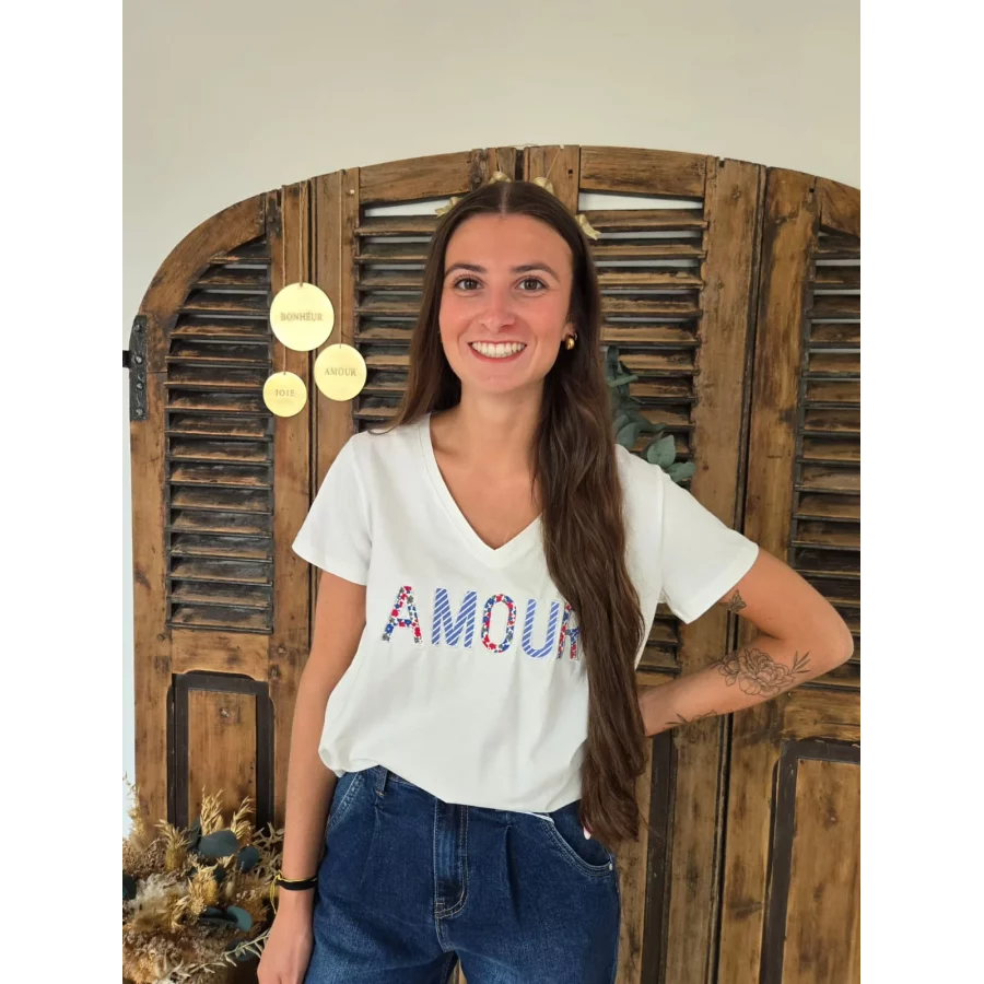 T-shirt blanc Amour tissu bleu et fleuri