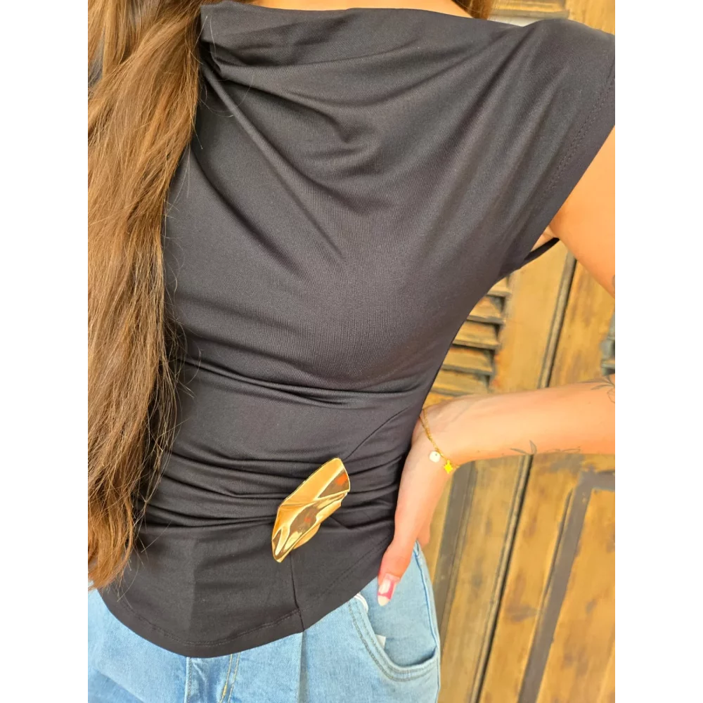 Top Elias noir bijoux doré