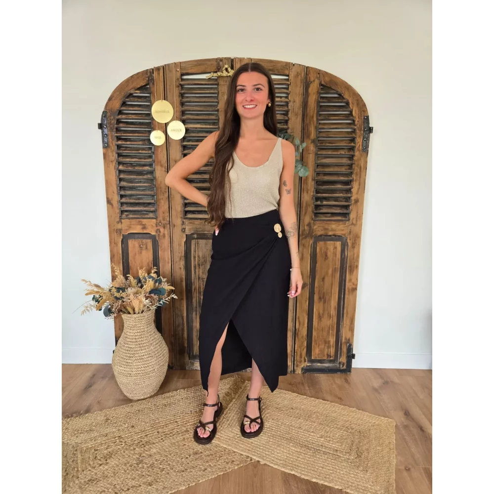 Jupe Manon noir et bijoux doré