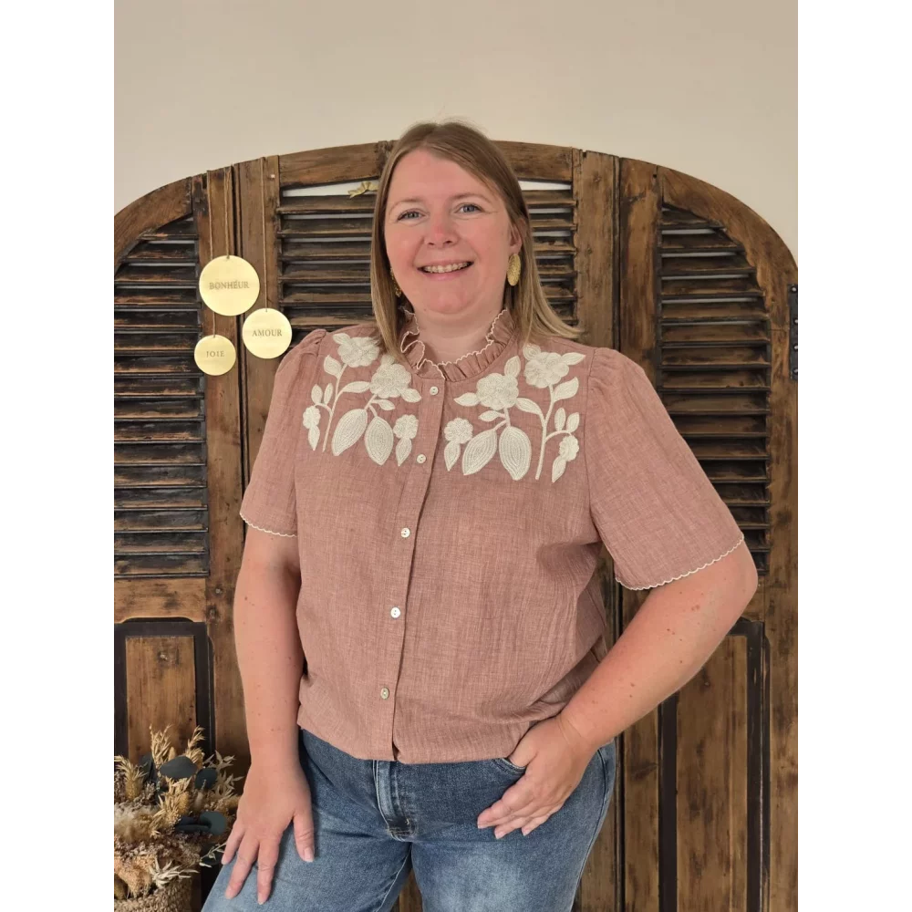 Blouse Olivia vieux rose brodée