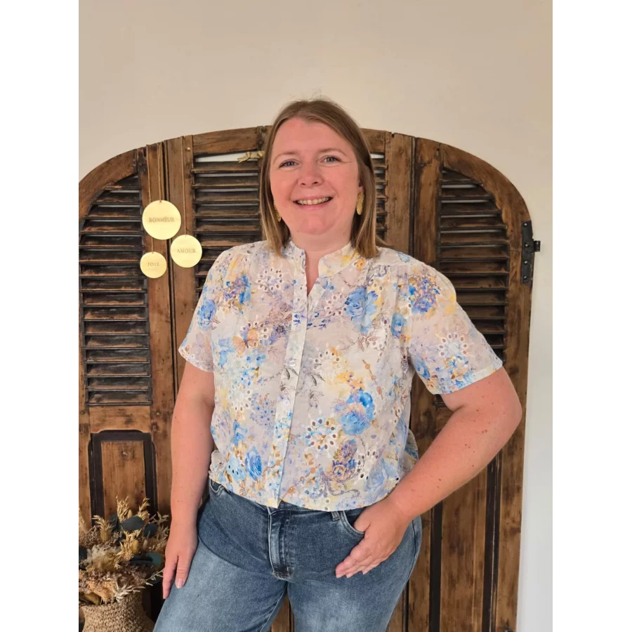 Blouse Melina broderie anglaise et fleurs bleu