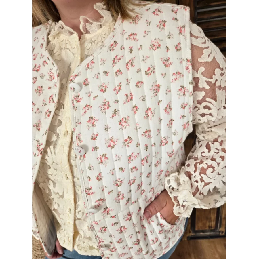 Gilet Gaston sans manches ecru gaze de coton fleurs rose