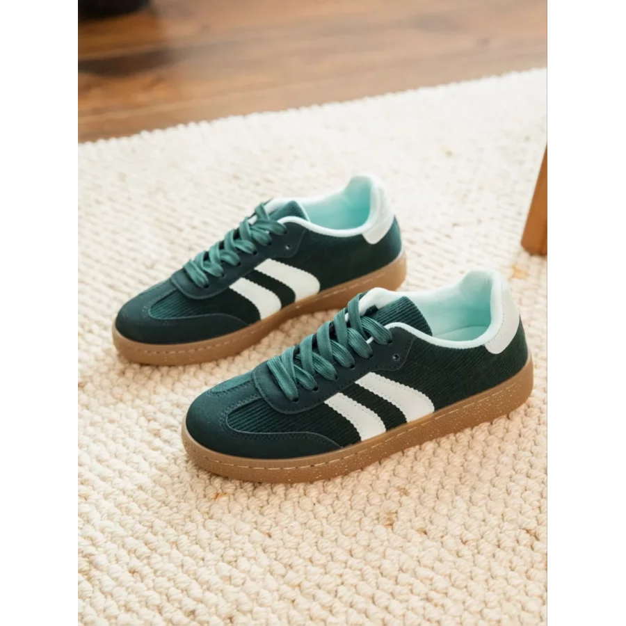 Baskets velours et suedine vert