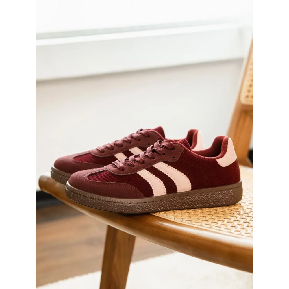 Baskets velours et suedine bordeaux