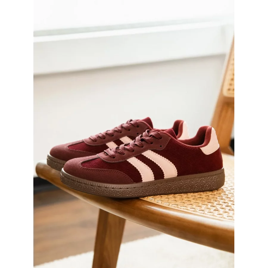 Baskets velours et suedine bordeaux