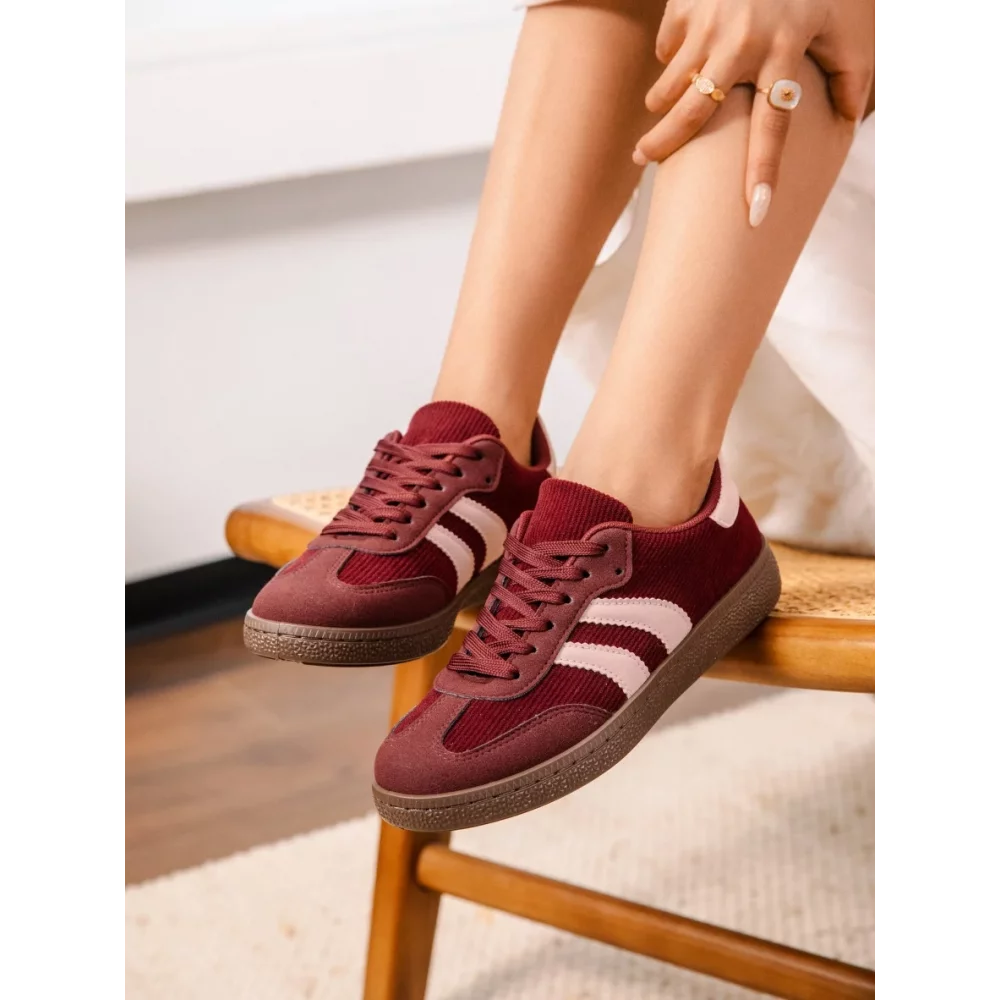 Baskets velours et suedine bordeaux