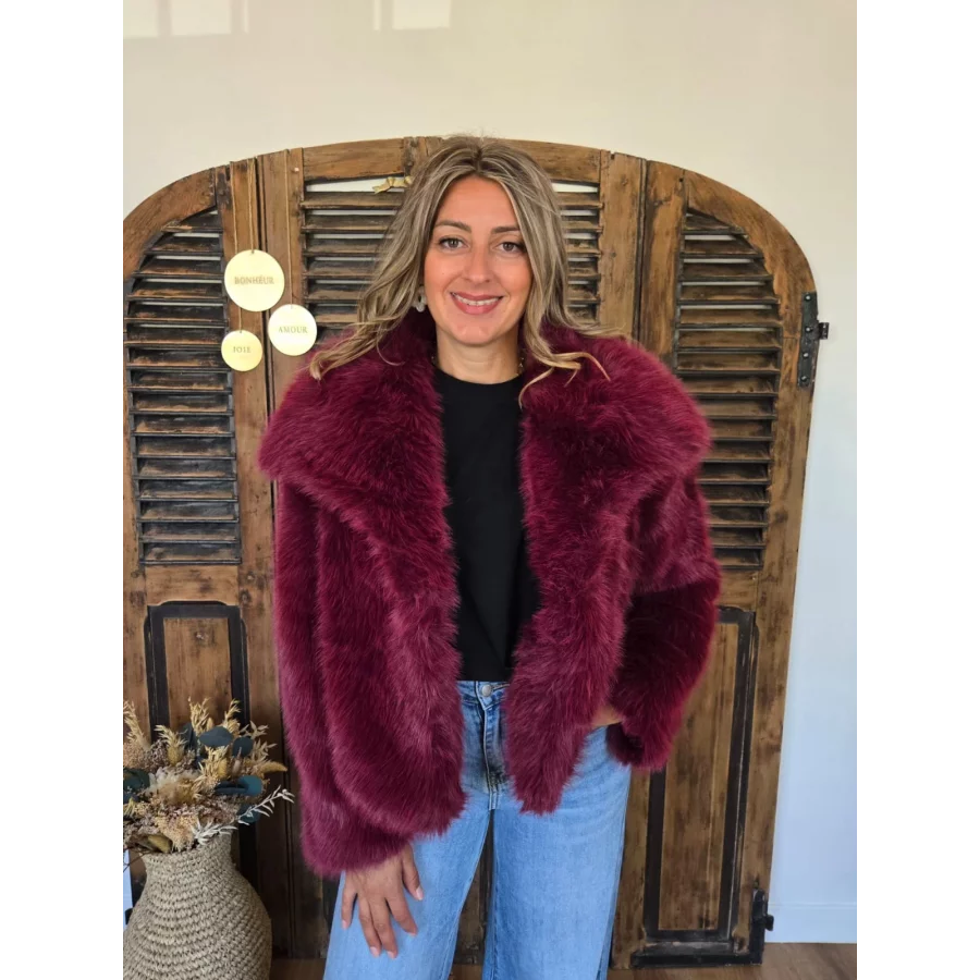 Veste Claudie fourrure bordeaux