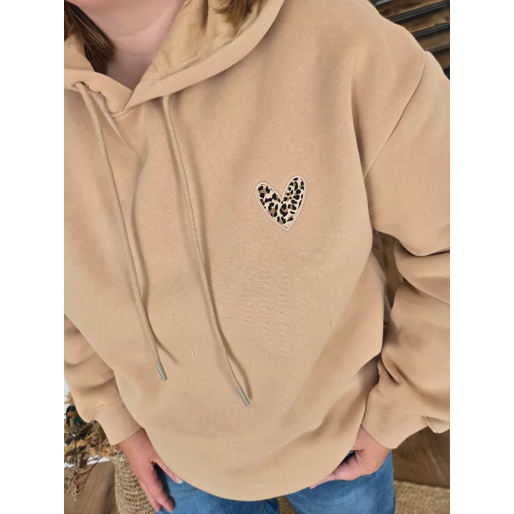 Sweat à capuche camel coeur leopard