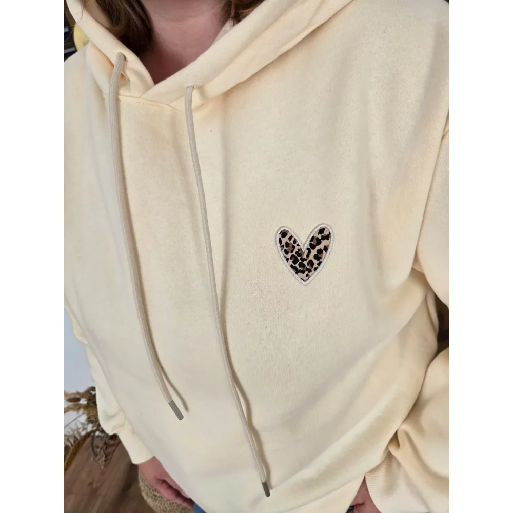Sweat à capuche beige coeur leopard