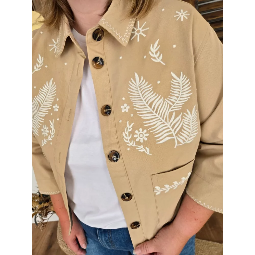 Veste Clea beige brodée