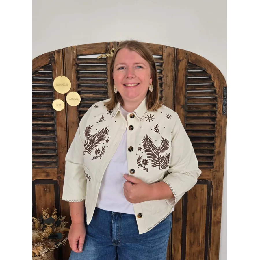 Veste Clea ecru brodée