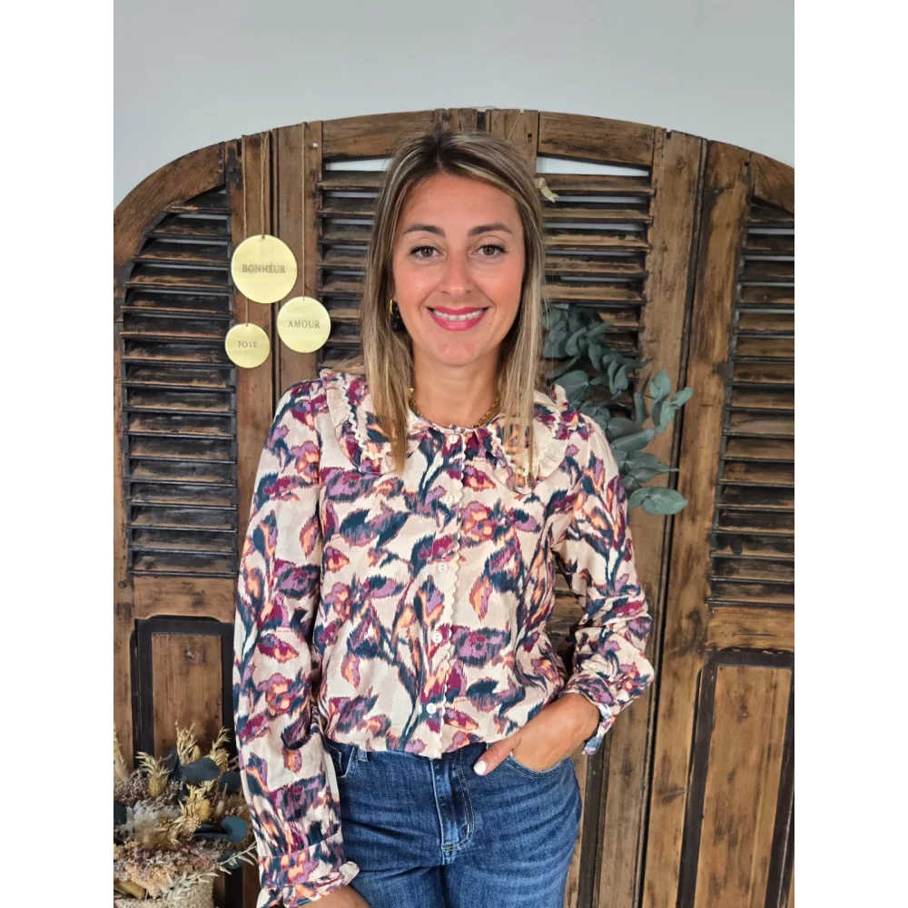 Blouse Calie beige col claudine