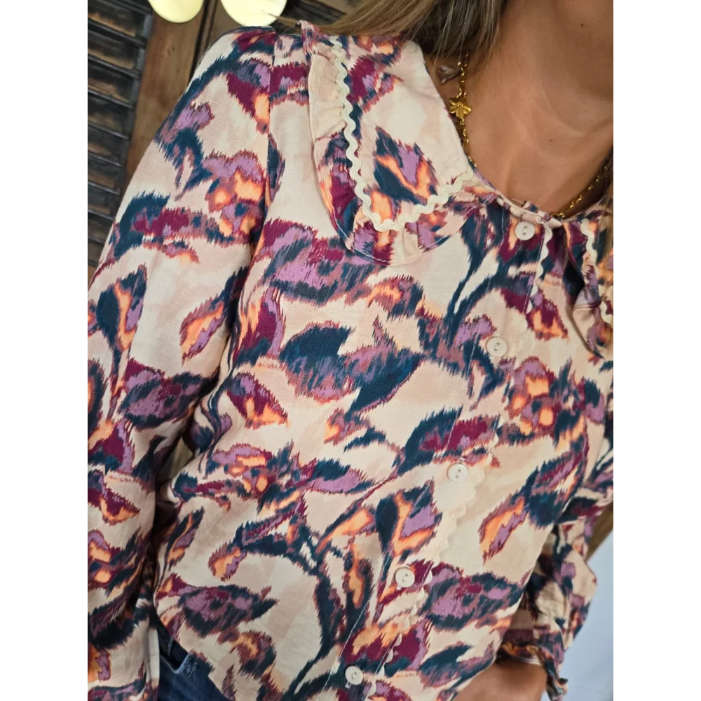 Blouse Calie beige col claudine