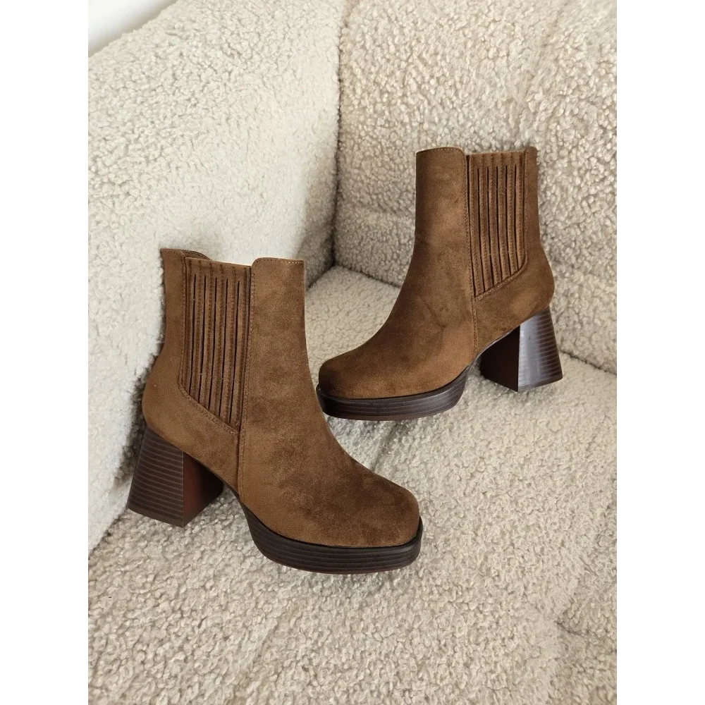 Bottines camel suedine